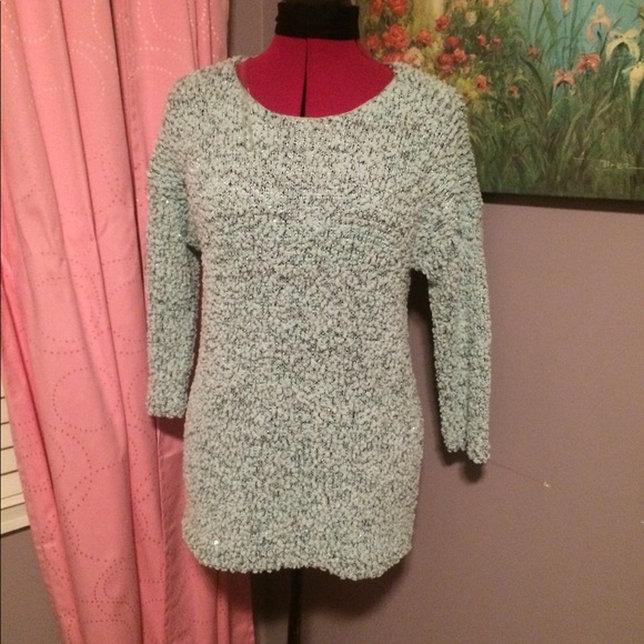 Glittery soft popcorn sweater S (runs large) - Picture 1 of 4